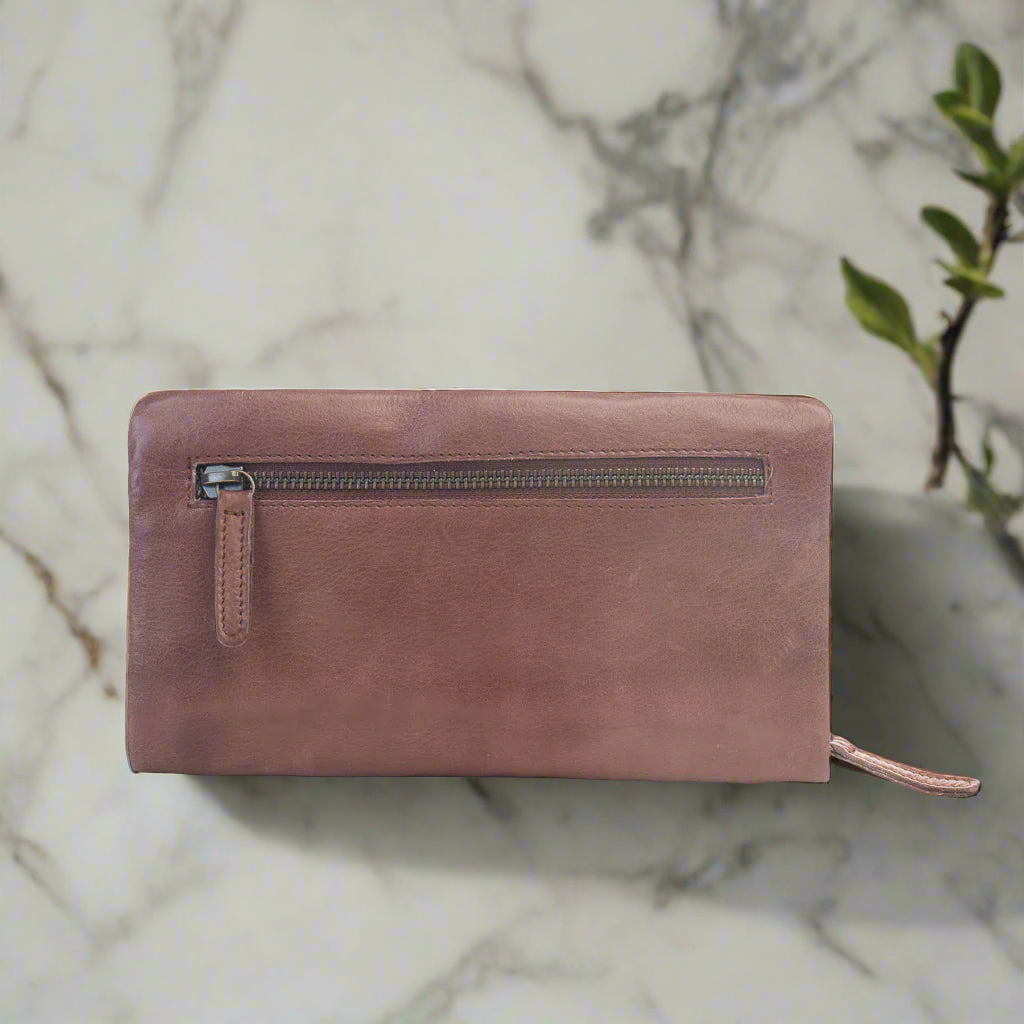 Harriet Purse